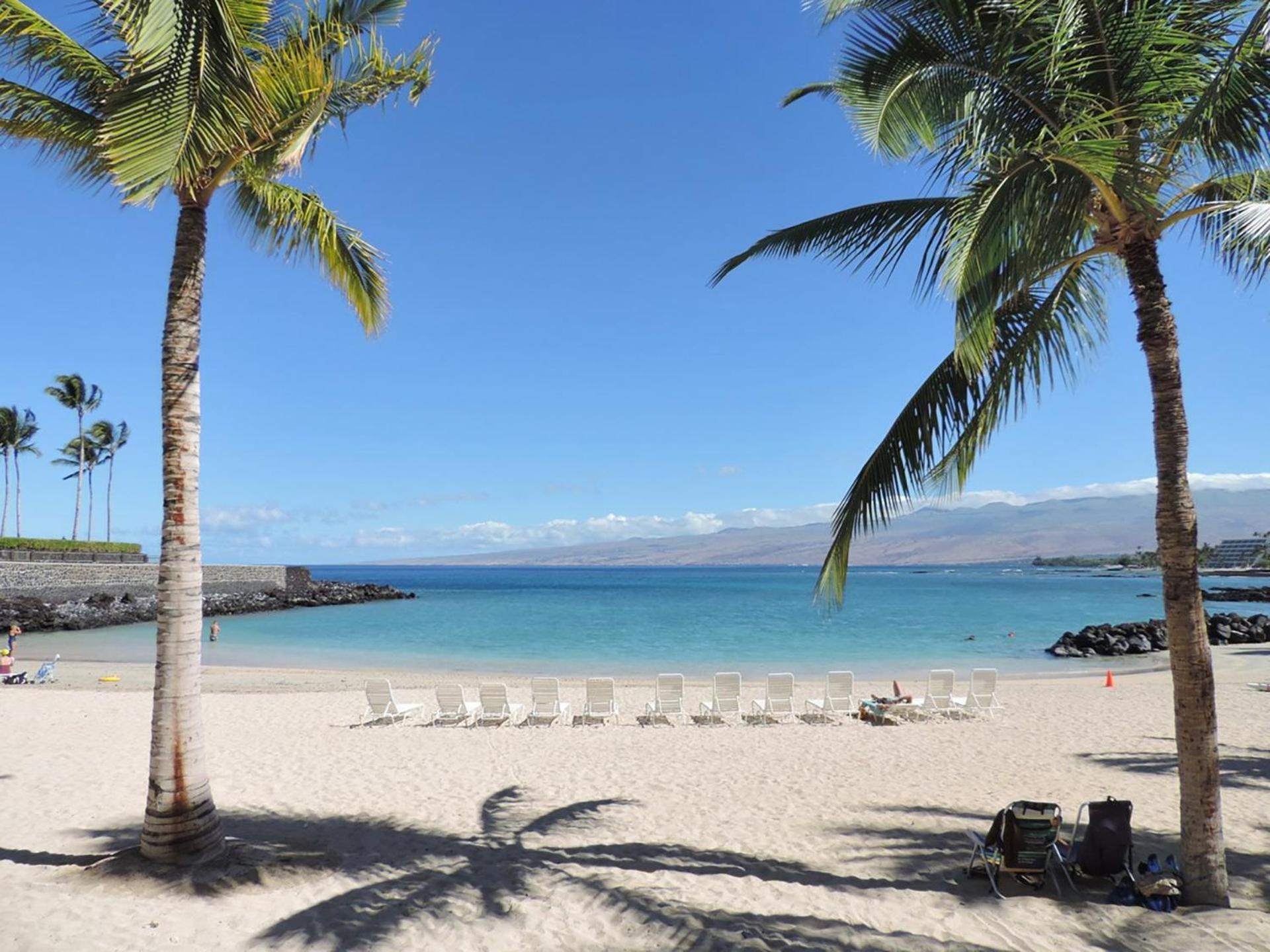 Once Upon A Tide Charming 4Br Kamilo Home With Bikes And Beach Gear Waikoloa Bagian luar foto